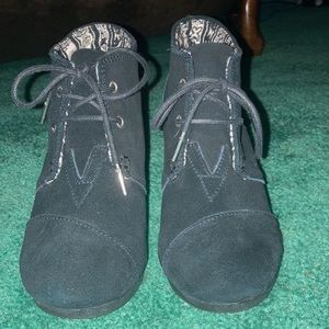 Toms female heels